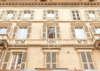 Facciata - Appartamento via Roma, 21, Cuneo (zona Centro) - foto 4