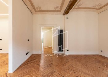 Soggiorno - Appartamento via Roma, 21, Cuneo (zona Centro) - foto 6