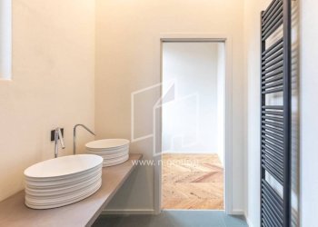 Bagno - Appartamento via Roma, 21, Cuneo (zona Centro) - foto 23
