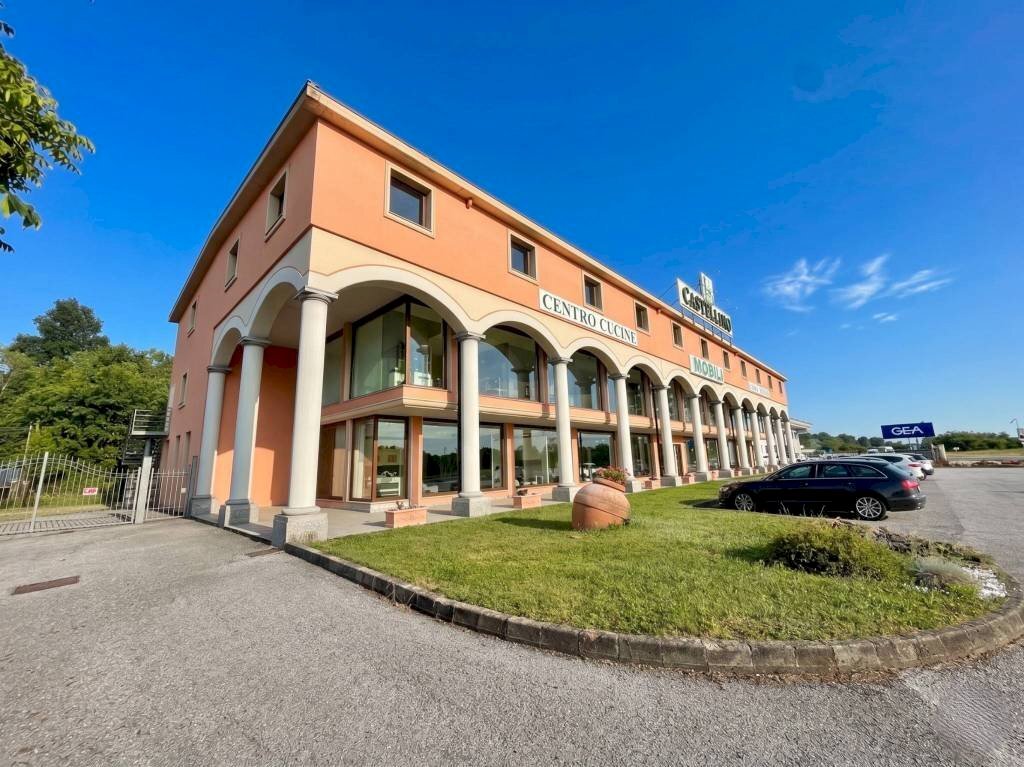 Facciata - Shed strada Provinciale Monregalese, 70, Beinette - photo 2