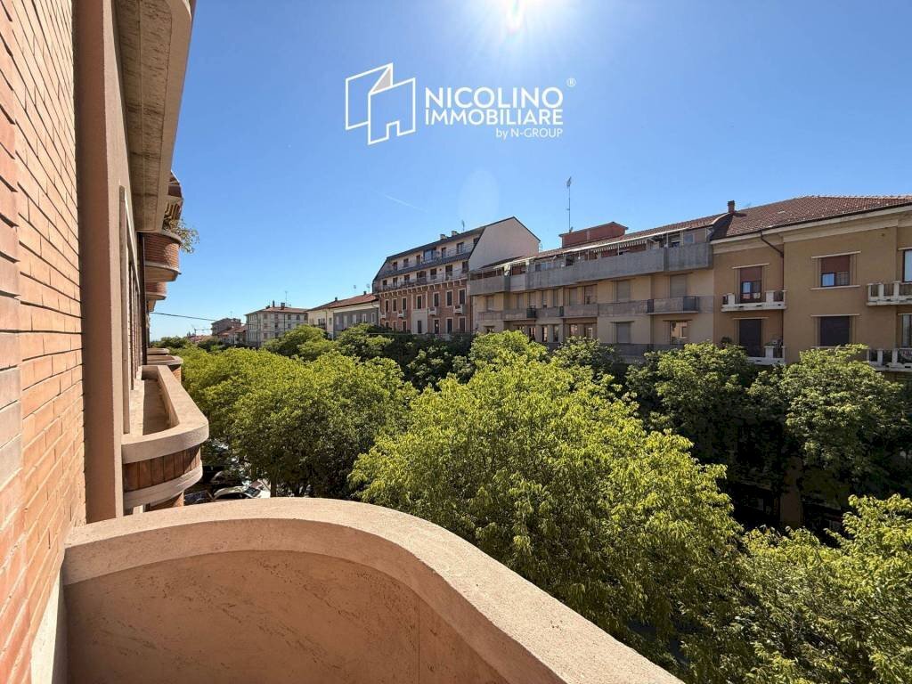 Balcone - Appartamento via Sebastiano Grandis, 38, Cuneo (zona Centro) - foto 1