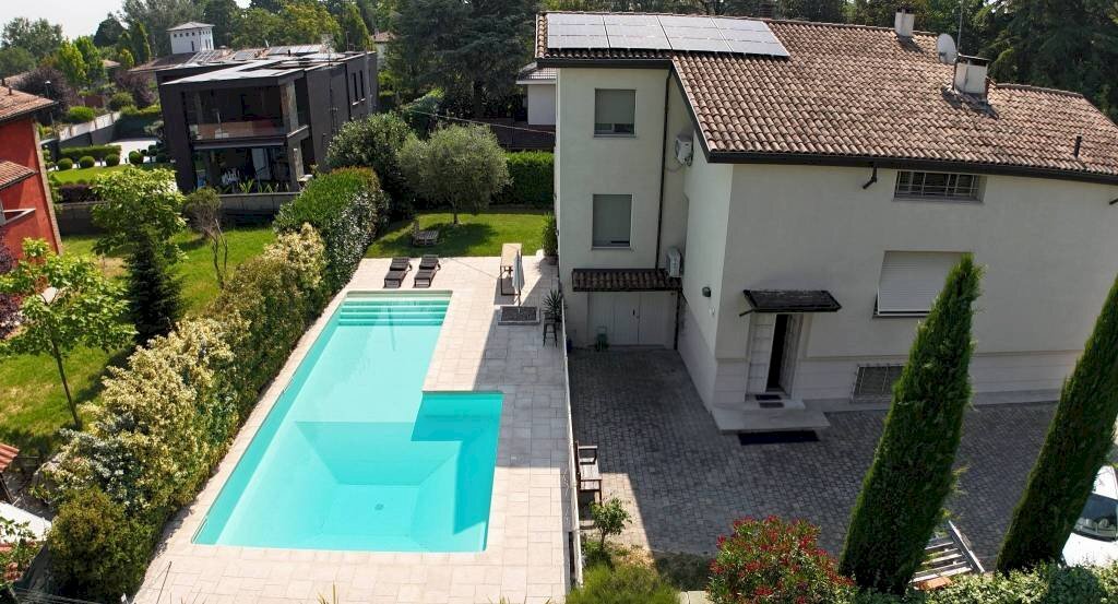 Piscina - Villa via Angelo Braga, SN, Parma - photo 2