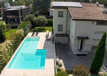 Piscina - Villa via Angelo Braga, SN, Parma - photo 2