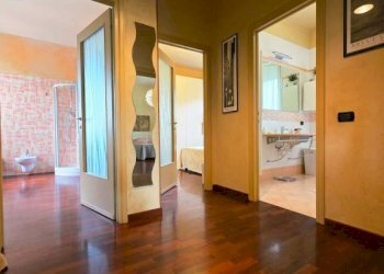 Disimpegno - Villa via Angelo Braga, SN, Parma - photo 12