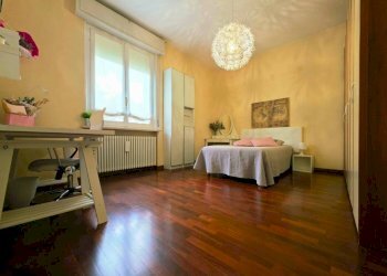 Camera da letto - Villa via Angelo Braga, SN, Parma - photo 14