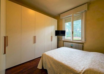 Camera da letto - Villa via Angelo Braga, SN, Parma - photo 17