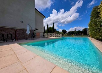 Piscina - Villa via Angelo Braga, SN, Parma - photo 30