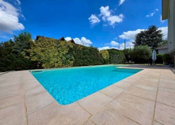 Piscina - Villa via Angelo Braga, SN, Parma - photo 32
