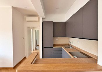 Cucina - Three-room apartment via delle Montagne Rocciose, Roma (neighborhood EUR) - photo 9