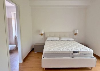 Camera da letto - Three-room apartment via delle Montagne Rocciose, Roma (neighborhood EUR) - photo 14