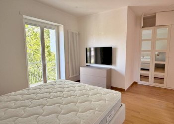 Camera da letto - Three-room apartment via delle Montagne Rocciose, Roma (neighborhood EUR) - photo 16