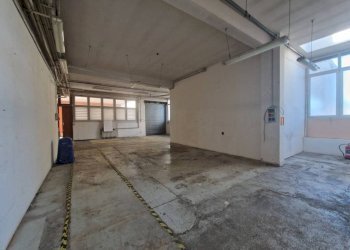 Interno non residenziale - Capannone via Alcide De Gasperi, 3, Lainate - foto 9