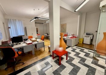 Salone - Appartamento via Guglielmo Oberdan, 4, Biella - foto 13