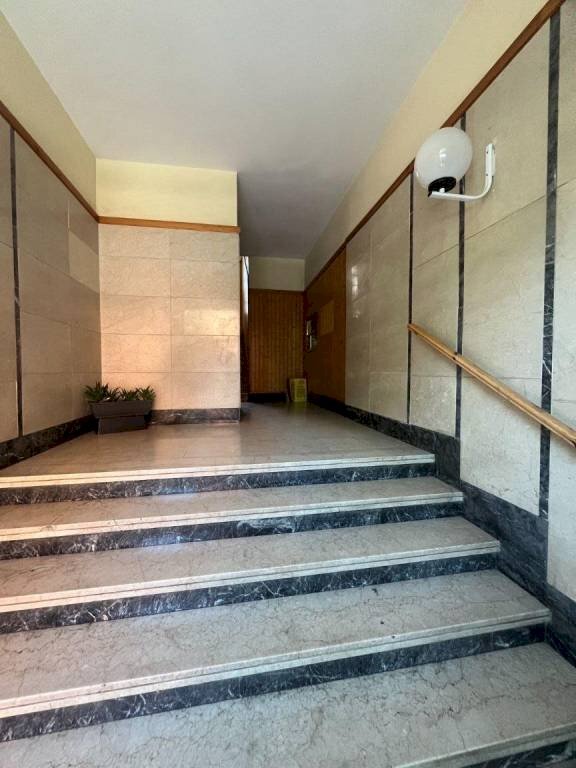 Interno palazzo - Trilocale via Federico Patetta, 10, Torino (zona Rebaudengo) - foto 3
