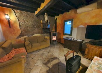 soggiorno - Farmhouse via Adda, Gombito - photo 2