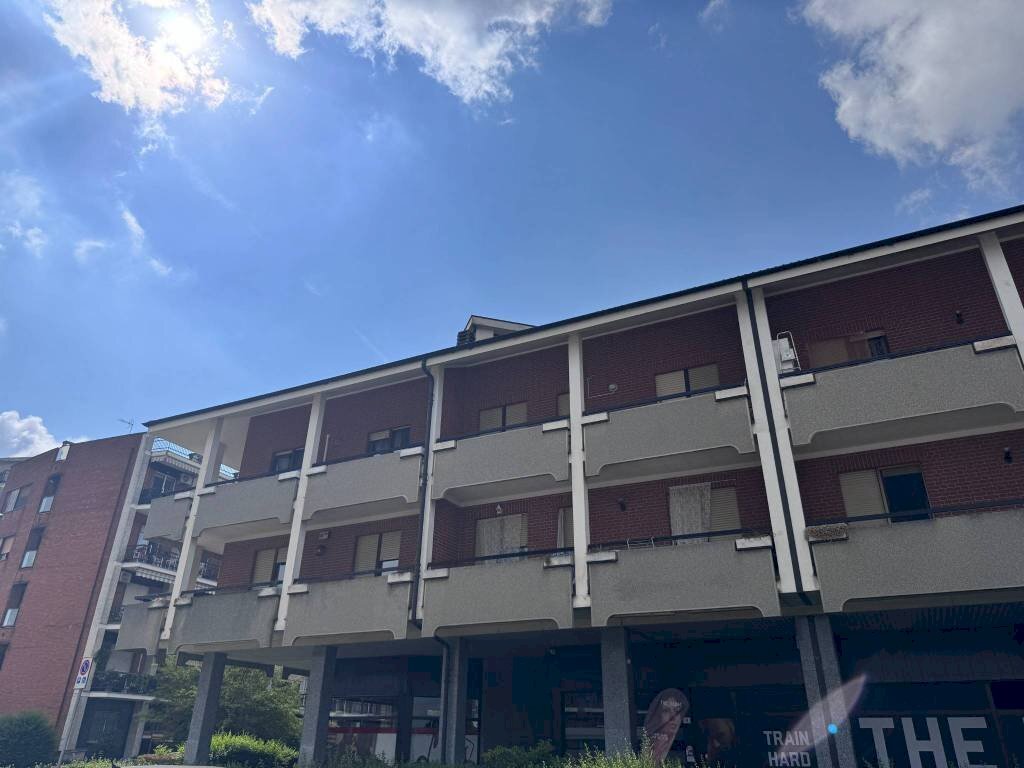 Facciata - Appartamento via Poirino, 16, Carmagnola - foto 1
