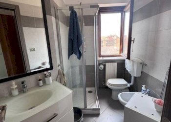 Bagno - Appartamento via Poirino, 16, Carmagnola - foto 4