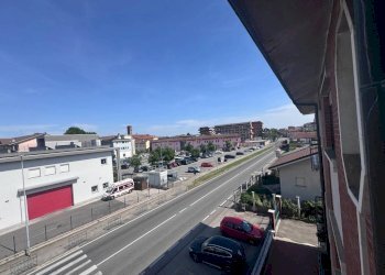 Balcone - Three-room apartment via Giacomo Piscina, 37, Carmagnola - photo 11