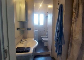 BAGNO - Bilocale via CAPELLI, 40, Torino (zona Parella) - foto 12