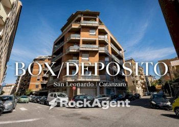 Facciata - Magazzino via Edmondo Buccarelli, 49, Catanzaro - foto 1