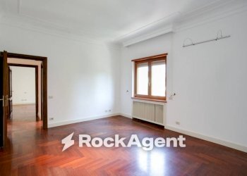 Camera da letto - Attic via Stefano Jacini, 26, Roma - photo 23