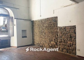 Interno non residenziale - Negozio via Ricciarelli, 68, Volterra - foto 1
