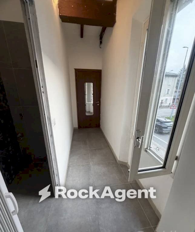 Corridoio - One-room apartment via Toschi, Reggio nell'Emilia - photo 3