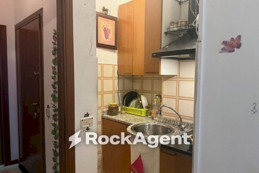 Cucina - Bilocale via Agostino Paradisi, 16, Reggio nell'Emilia - foto 3