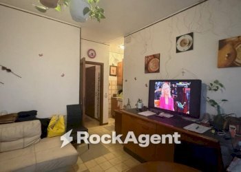 Salone - Bilocale via Agostino Paradisi, 16, Reggio nell'Emilia - foto 2