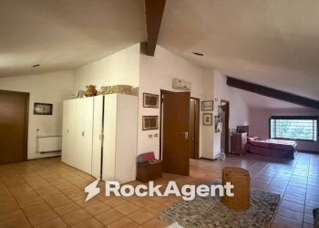 Disimpegno - Villa Montechiarugolo - photo 17