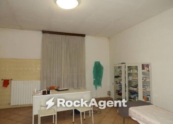 Camera da letto - Villa via Claudia, Maranello - photo 9