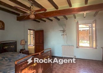 Camera da letto - Rustico strada della Cornia, Tizzano Val Parma - foto 11