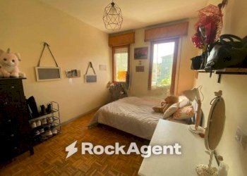 Camera da letto - Three-room apartment via Malta, Borgo Val di Taro - photo 3