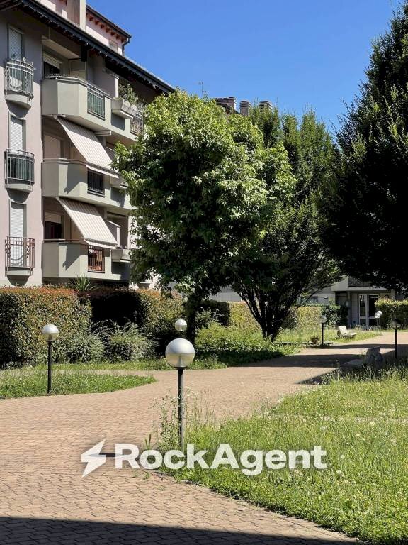 Giardino - Two-room apartment via Martiri delle Foibe, 12, Cornate d'Adda - photo 3
