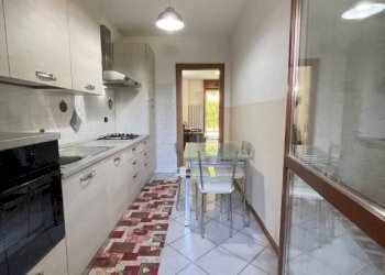 Cucina - Two-room apartment via Martiri delle Foibe, 12, Cornate d'Adda - photo 7