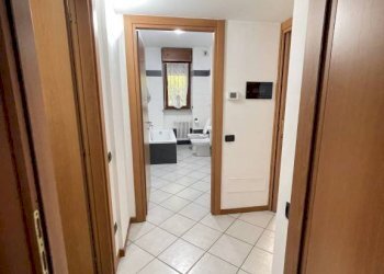 Disimpegno - Two-room apartment via Martiri delle Foibe, 12, Cornate d'Adda - photo 22