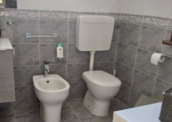 Bagno - Casa indipendente via Umberto I', Riace - foto 12