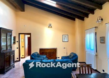Salone - Three-room apartment via Abetone Inferiore, Maranello - photo 1