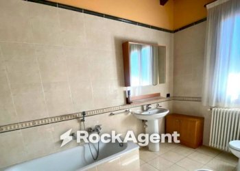 Bagno - Three-room apartment via Abetone Inferiore, Maranello - photo 7
