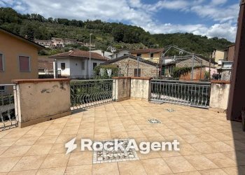 Terrazzo - Appartamento via Montebello, Licciana Nardi - foto 1