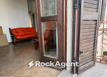 Balcone - Appartamento via Montebello, Licciana Nardi - foto 6