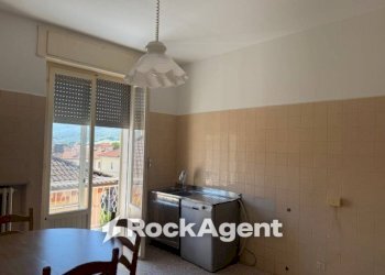 Cucina - Four-room apartment via Piave, Borgo Val di Taro - photo 15