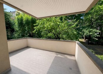 balcone soggiorno - Appartamento via Murri, Bologna (zona Murri) - foto 14