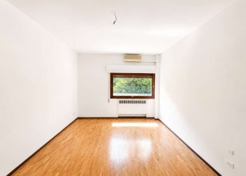 camera da letto - Appartamento via Murri, Bologna (zona Murri) - foto 23