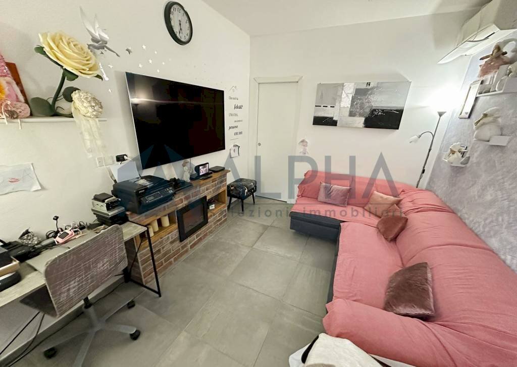 Salone - Appartamento via Enrico Pazzi, Ravenna - foto 2