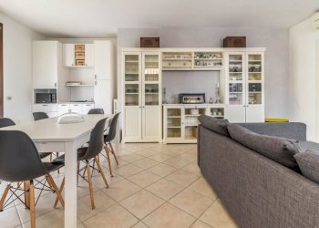 Portion of a house Imola - photo 8