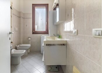 Portion of a house Imola - photo 26