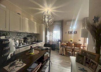 Two-room apartment Via XXV Aprile, Castelnovo di Sotto - photo 3