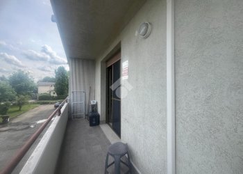Two-room apartment Via XXV Aprile, Castelnovo di Sotto - photo 18