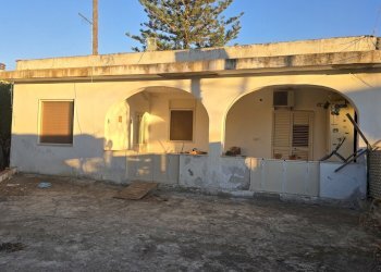 20240911_184524.jpg - Villa Strada Ognina 70, Siracusa - foto 1